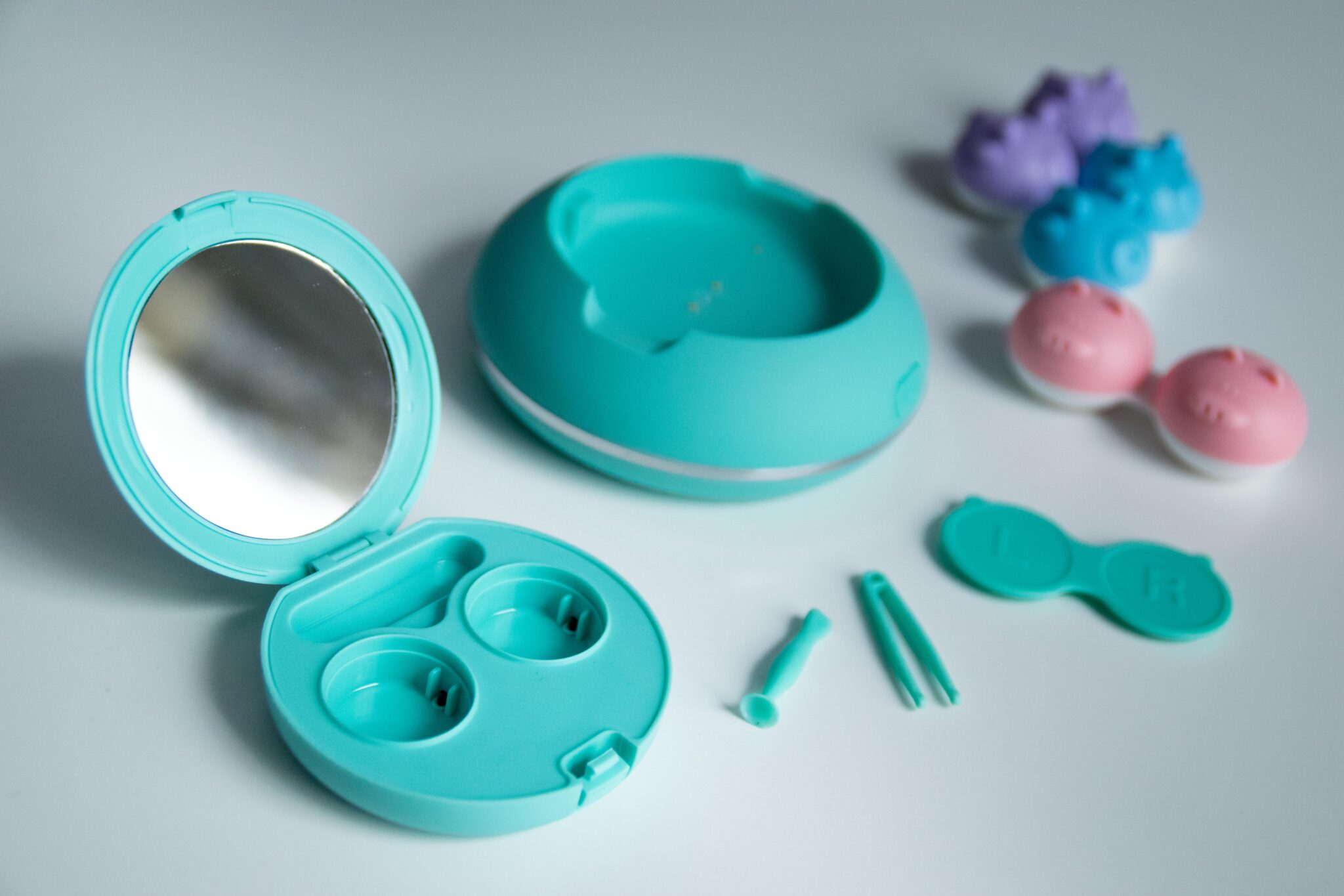 Best ways to keep your contact lenses clean Alice in Cosplayland