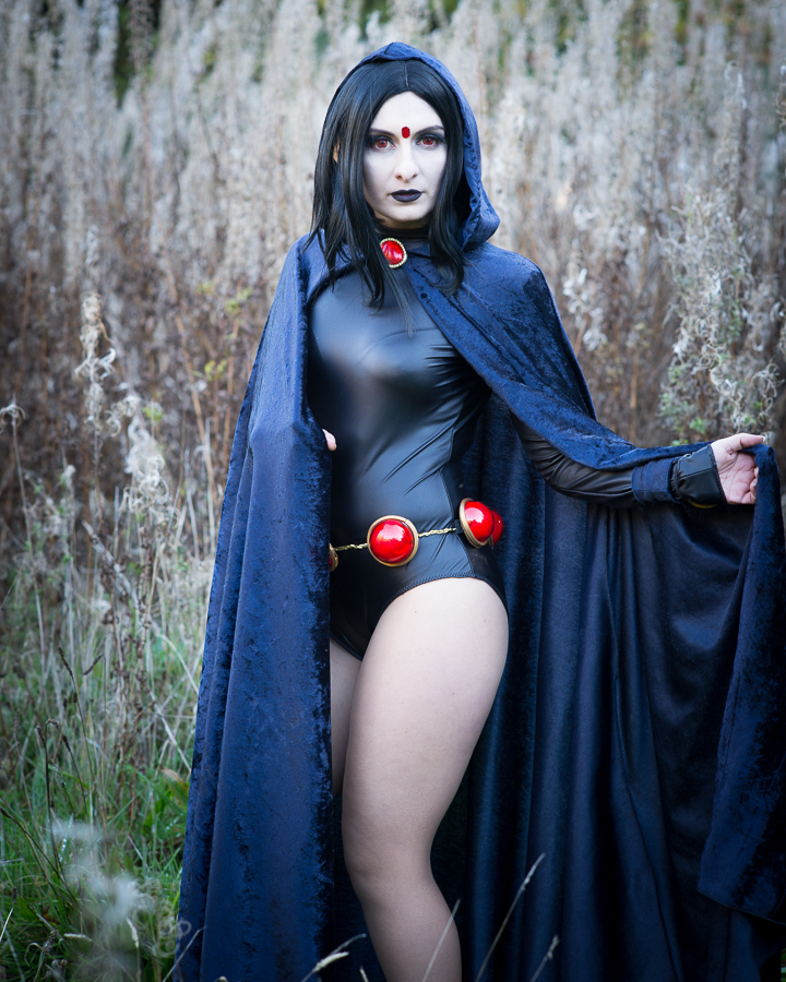 raven cosplay