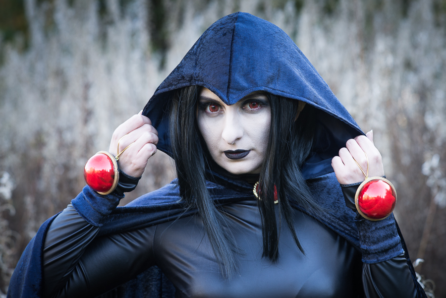 raven cosplay