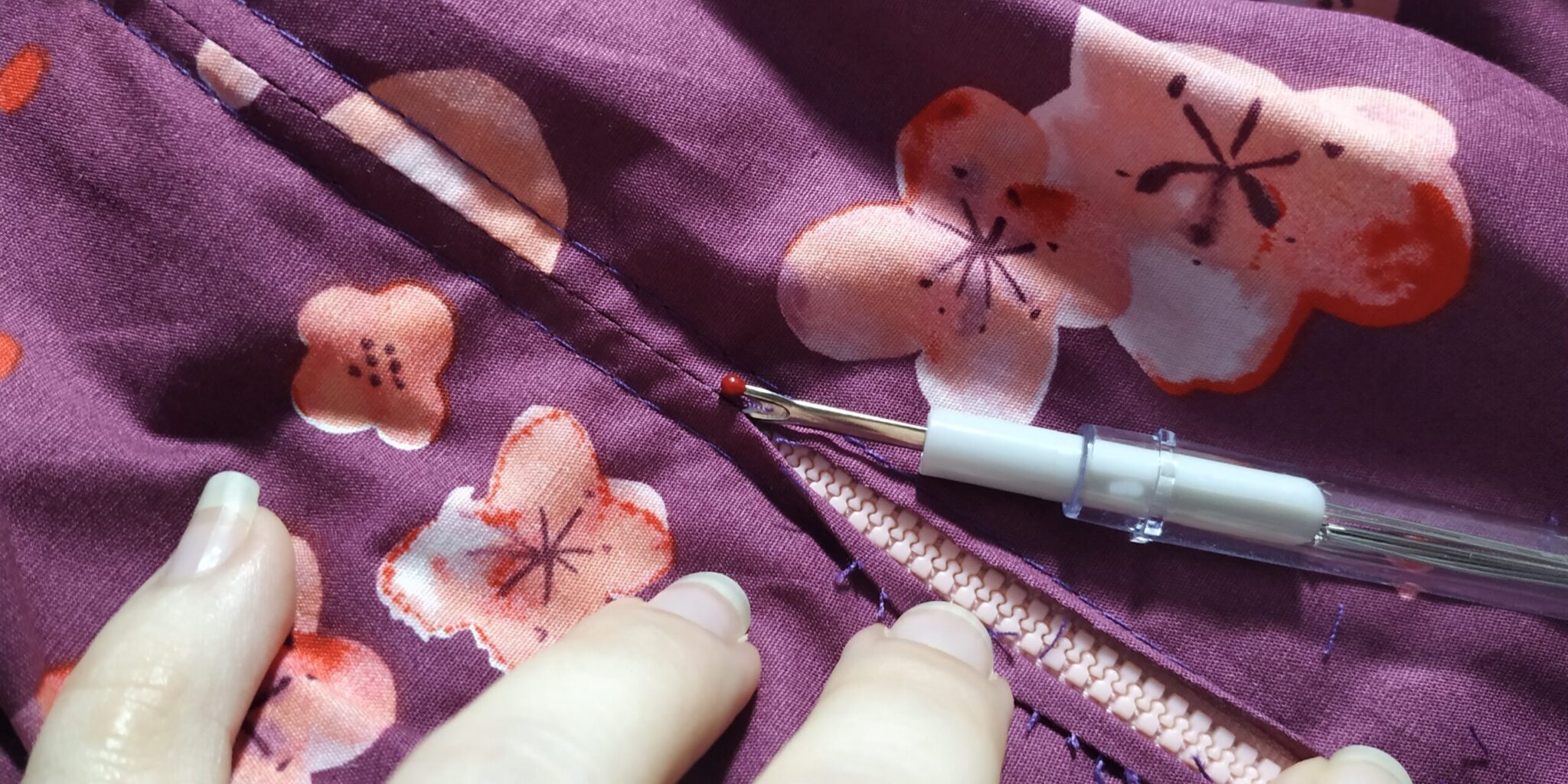 sew a centered zipper