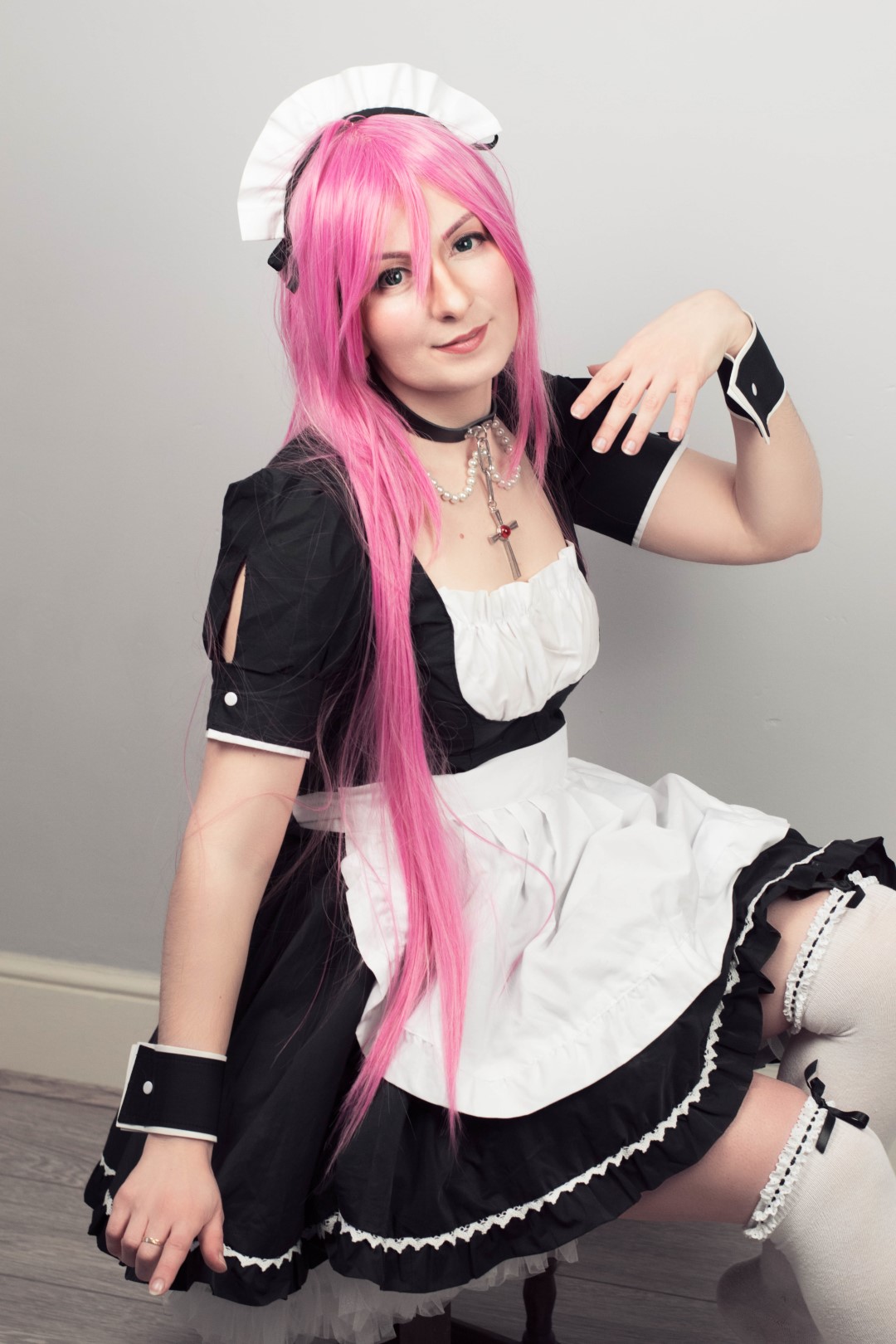 moka akashiya maid cosplay